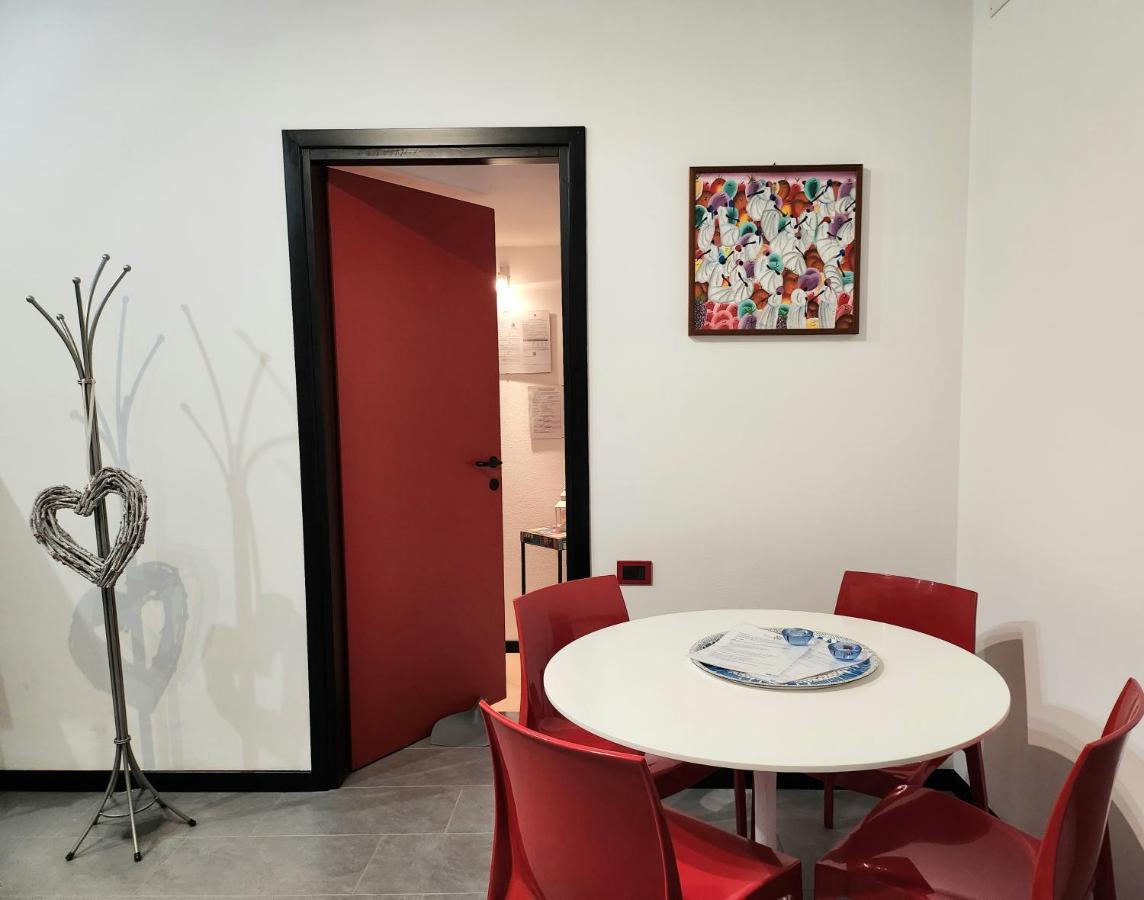 Comfort Accommodation Residence Бергамо Екстериор снимка